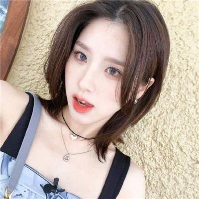 飘舞的军旗下